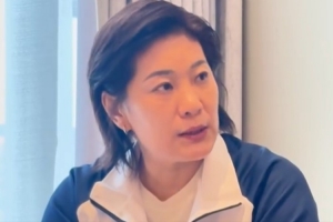 李昕：中国女篮面临新老的交替 我们要有耐心去接纳这种阵痛&低谷