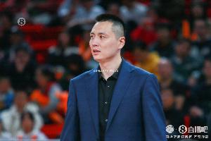 卢伟：山东是传统强队 排名可能不高但攻守均衡 我们从未掉以轻心