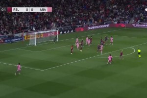 一周5佳球-荷甲妖星单刀连过数人&尼科超级世界波相关视频