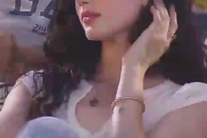 一眼心动❤️！骗过千万网友的AI神仙颜值相关视频